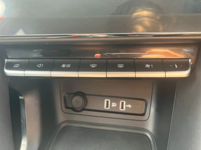2025 Mg Mg Zs