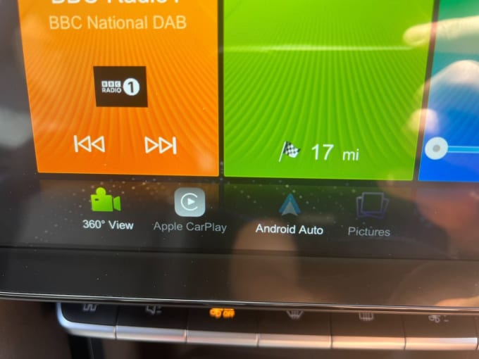 2025 Mg Mg Zs