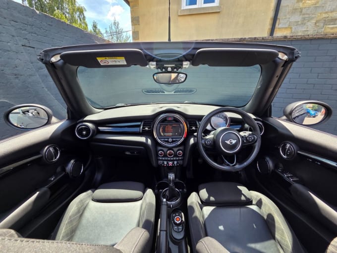 2025 Mini Convertible
