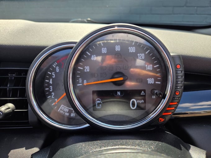 2025 Mini Convertible