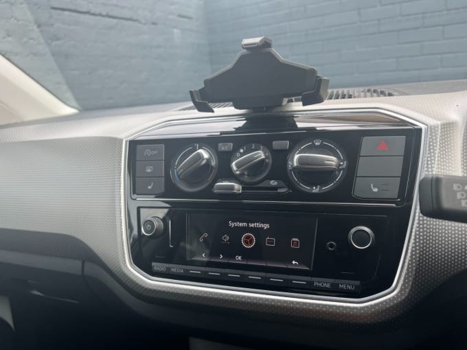2025 Volkswagen Up!
