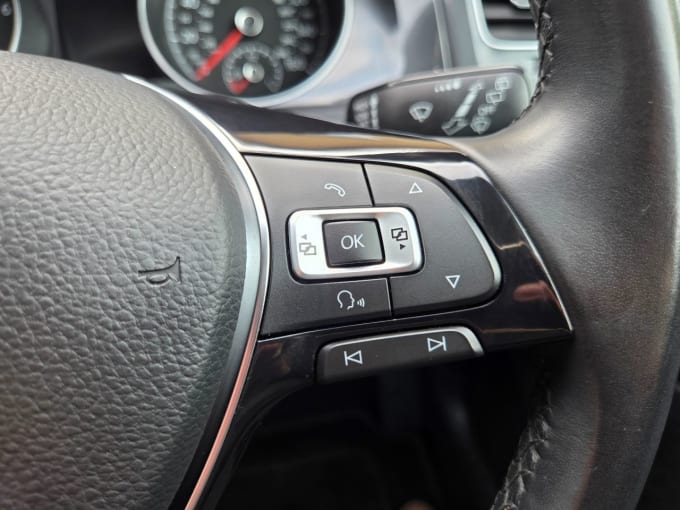 2025 Volkswagen Golf