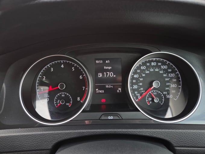 2025 Volkswagen Golf