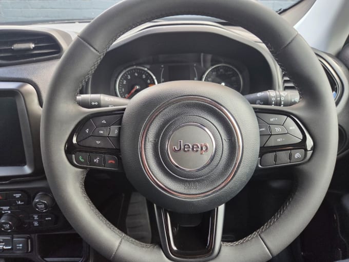2025 Jeep Renegade