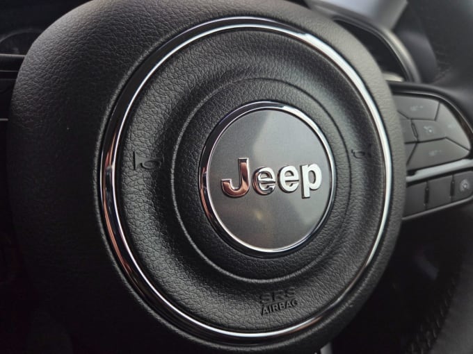 2025 Jeep Renegade