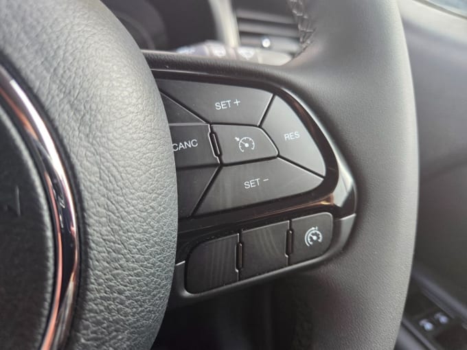 2025 Jeep Renegade