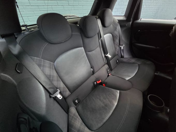 2025 Mini Hatch