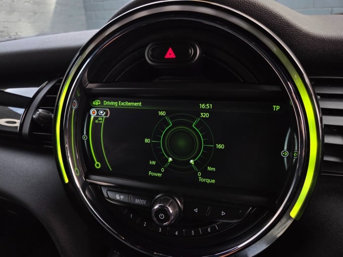 2025 Mini Hatch
