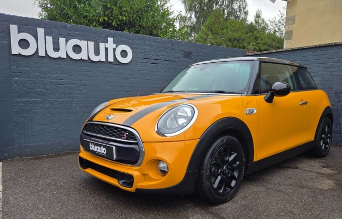 2016 Mini Hatch