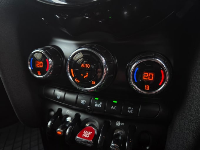 2016 Mini Hatch