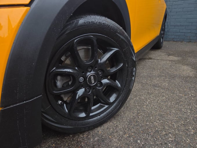 2016 Mini Hatch