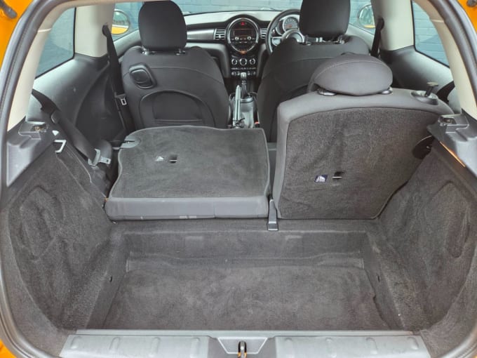 2016 Mini Hatch