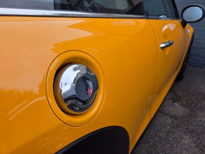 2016 Mini Hatch