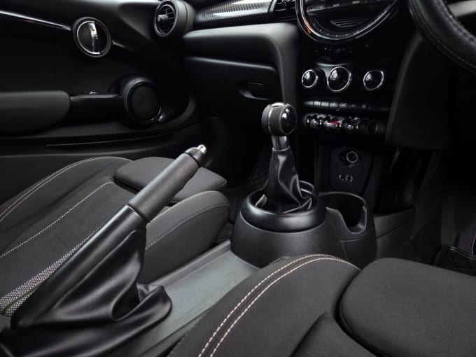 2016 Mini Hatch