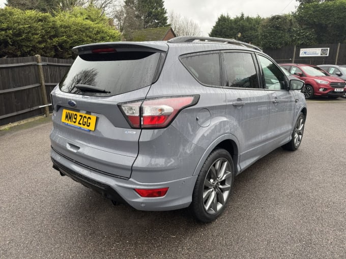 2025 Ford Kuga