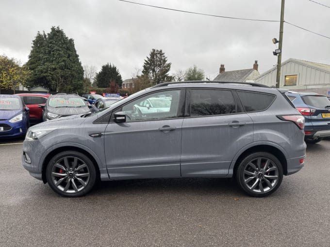 2025 Ford Kuga