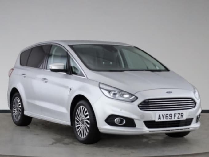 2025 Ford S-max