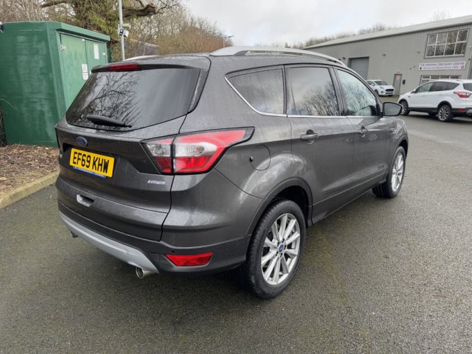 2025 Ford Kuga