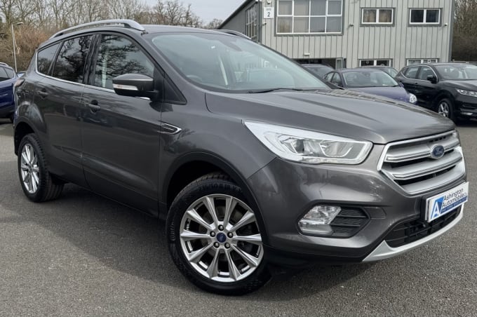 2025 Ford Kuga