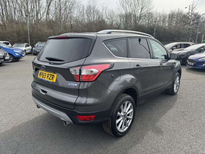 2025 Ford Kuga