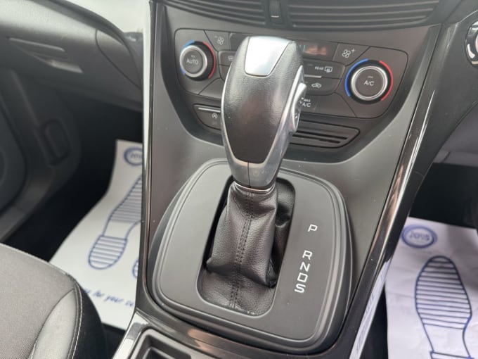 2025 Ford Kuga