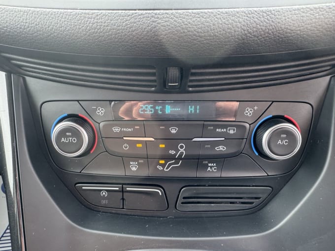 2025 Ford Kuga
