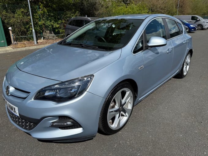 2025 Vauxhall Astra