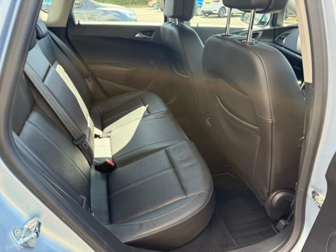 2025 Vauxhall Astra