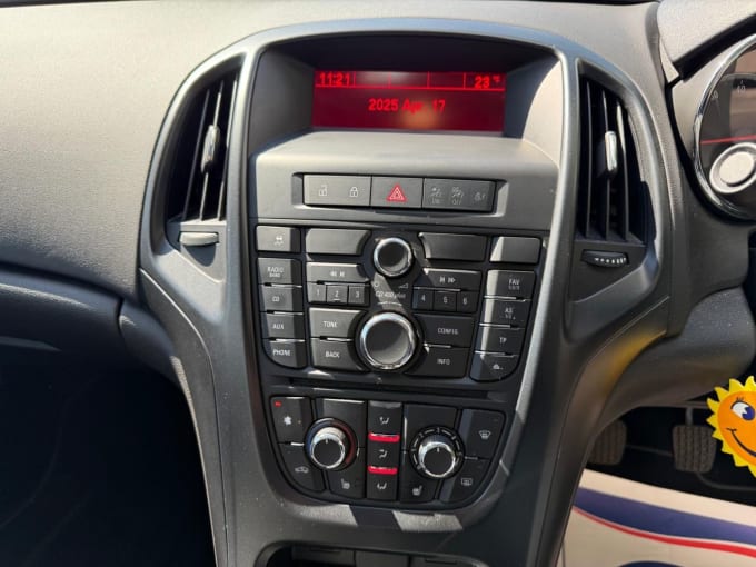 2025 Vauxhall Astra