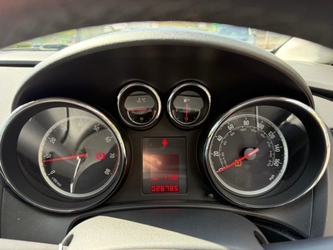 2025 Vauxhall Astra