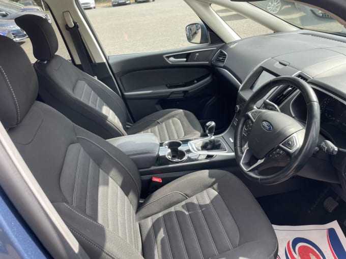 2025 Ford Galaxy