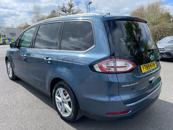 2025 Ford Galaxy