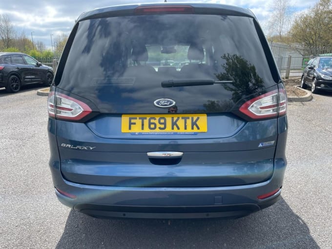 2025 Ford Galaxy