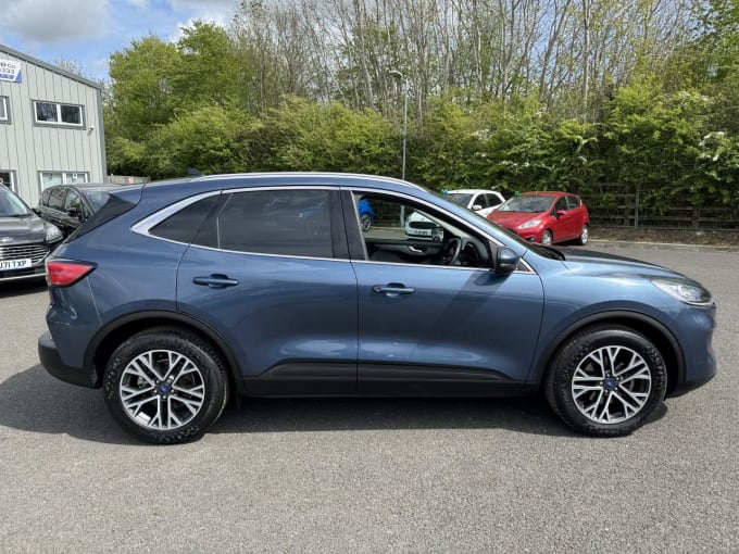 2025 Ford Kuga