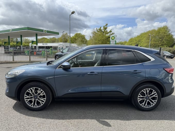 2025 Ford Kuga