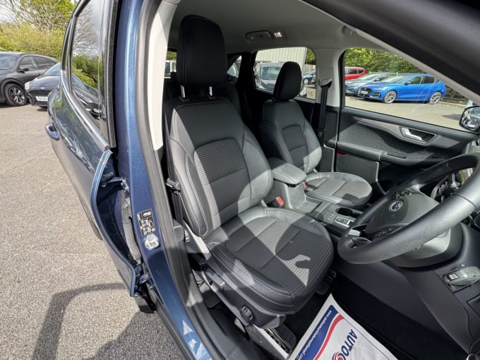 2025 Ford Kuga