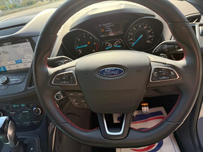 2025 Ford Kuga