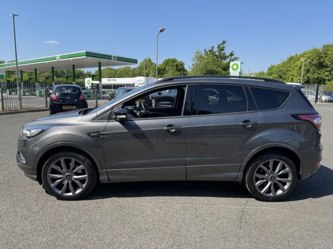 2025 Ford Kuga