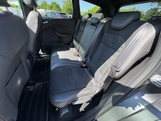 2025 Ford Kuga