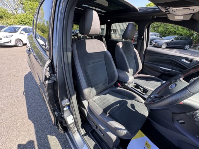 2025 Ford Kuga