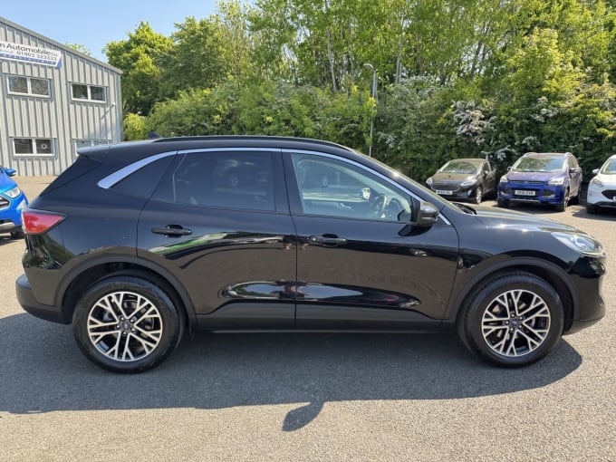 2025 Ford Kuga