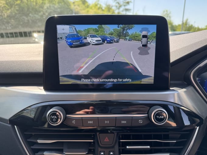 2025 Ford Kuga