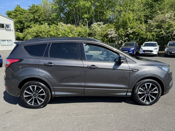 2025 Ford Kuga
