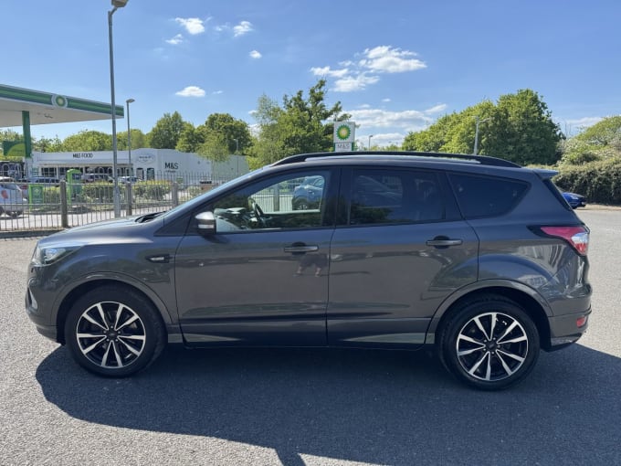 2025 Ford Kuga