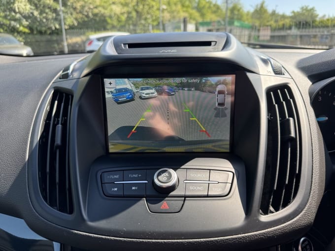 2025 Ford Kuga