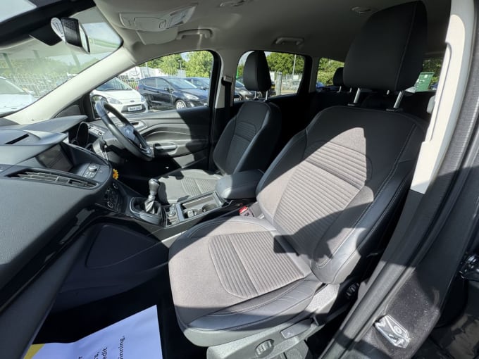 2025 Ford Kuga