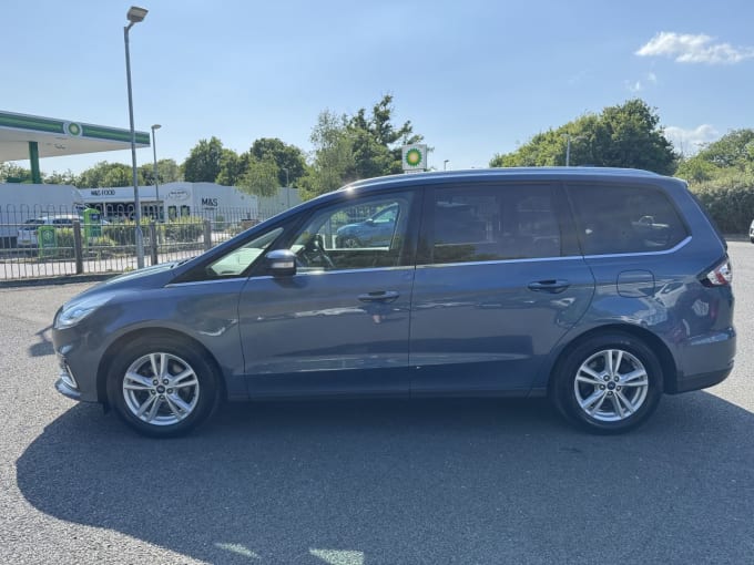 2025 Ford Galaxy