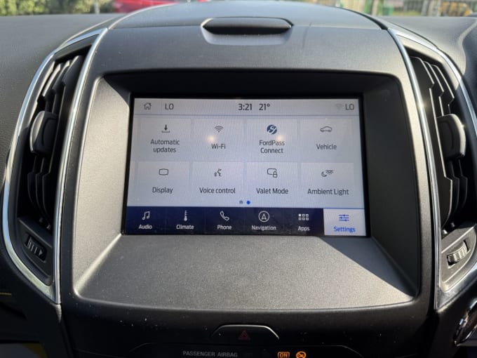 2025 Ford Galaxy
