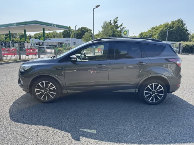 2025 Ford Kuga