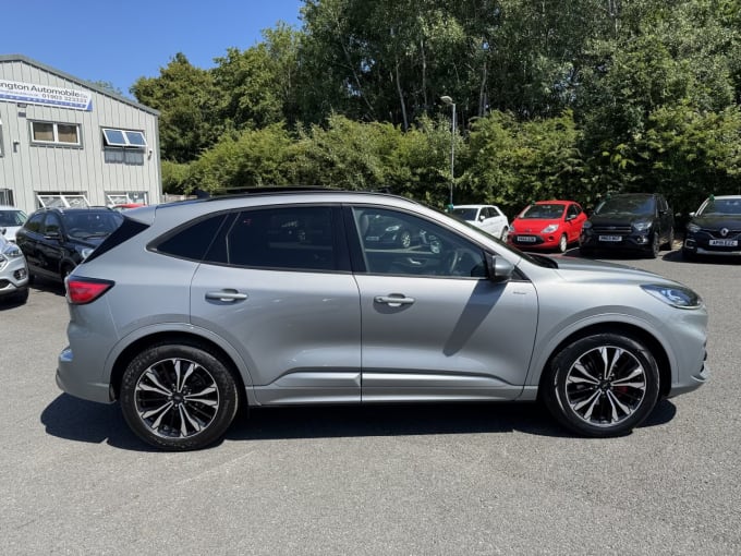 2025 Ford Kuga